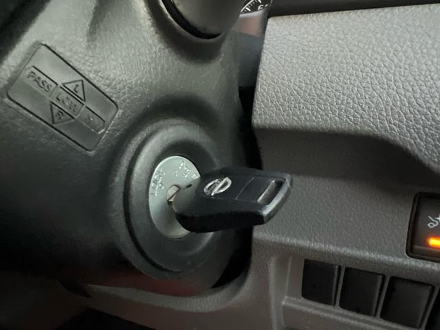 NV350キャラバンバン スーパーロングDX EXパック ユーザー様買取車 アラウンドビューモニター エマージェンシーブレーキ VDC フォグランプ ナビ TV Bluetooth バックモニター ETC オートエアコン キーレスエントリー(28枚目)