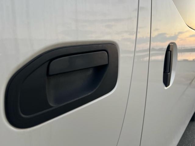 NV350キャラバンバン スーパーロングDX EXパック ユーザー様買取車 アラウンドビューモニター エマージェンシーブレーキ VDC フォグランプ ナビ TV Bluetooth バックモニター ETC オートエアコン キーレスエントリー(66枚目)