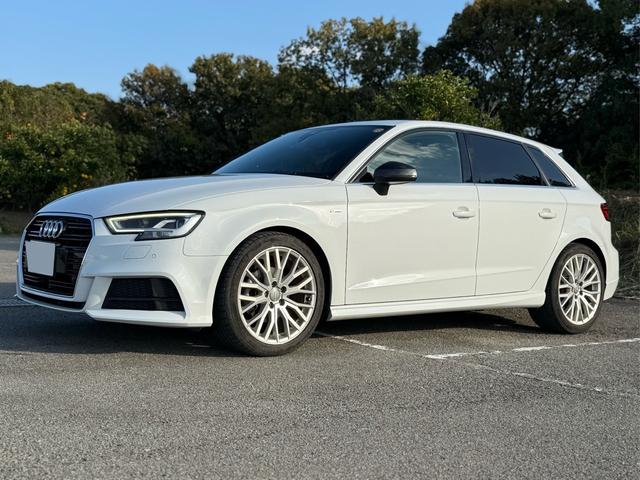 A3 スポーツバック1.4TFSIスポーツSラインパッケジ ナビ Bluetooth バックモニター ETC スマートキー2本 プッシュスタート アイドリングストップ オートエアコン オートライト オートマチックハイビーム HID ドライブレコーダー ABS(5枚目)