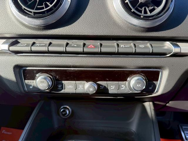 A3 スポーツバック1.4TFSIスポーツSラインパッケジ ナビ Bluetooth バックモニター ETC スマートキー2本 プッシュスタート アイドリングストップ オートエアコン オートライト オートマチックハイビーム HID ドライブレコーダー ABS(20枚目)