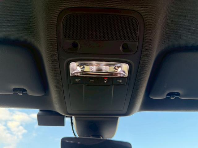 A3 スポーツバック1.4TFSIスポーツSラインパッケジ ナビ Bluetooth バックモニター ETC スマートキー2本 プッシュスタート アイドリングストップ オートエアコン オートライト オートマチックハイビーム HID ドライブレコーダー ABS(54枚目)