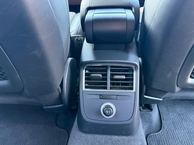 A3 スポーツバック1.4TFSIスポーツSラインパッケジ ナビ Bluetooth バックモニター ETC スマートキー2本 プッシュスタート アイドリングストップ オートエアコン オートライト オートマチックハイビーム HID ドライブレコーダー ABS(69枚目)