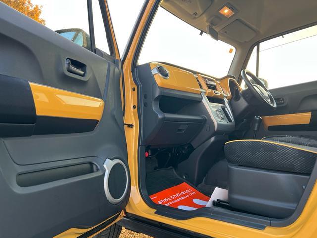 ハスラー G ユーザー様買取車 5MT 車検2年付き シートヒーター ETC アイドリングストップ キーレスエントリー 頸部衝撃緩和ヘッドレスト フルフラット 盗難防止システム 衝突安全ボディ ドアバイザー AAC(35枚目)