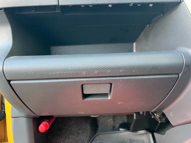 ハスラー G ユーザー様買取車 5MT 車検2年付き シートヒーター ETC アイドリングストップ キーレスエントリー 頸部衝撃緩和ヘッドレスト フルフラット 盗難防止システム 衝突安全ボディ ドアバイザー AAC(38枚目)