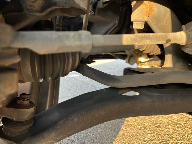 ハスラー G ユーザー様買取車 5MT 車検2年付き シートヒーター ETC アイドリングストップ キーレスエントリー 頸部衝撃緩和ヘッドレスト フルフラット 盗難防止システム 衝突安全ボディ ドアバイザー AAC(49枚目)