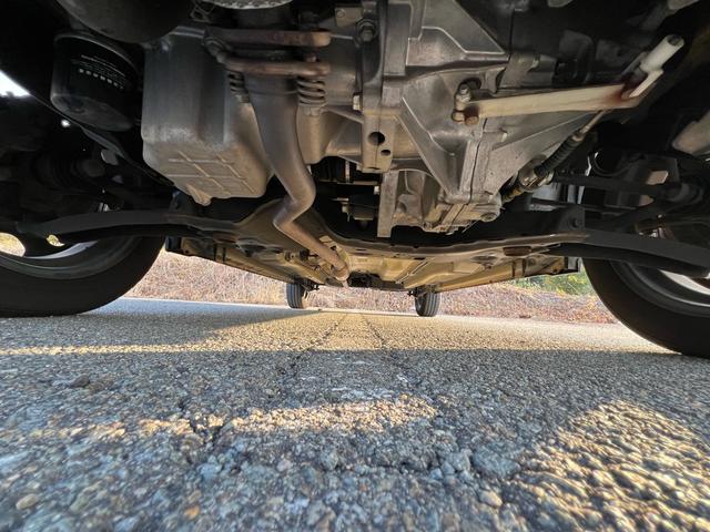 ハスラー G ユーザー様買取車 5MT 車検2年付き シートヒーター ETC アイドリングストップ キーレスエントリー 頸部衝撃緩和ヘッドレスト フルフラット 盗難防止システム 衝突安全ボディ ドアバイザー AAC(59枚目)