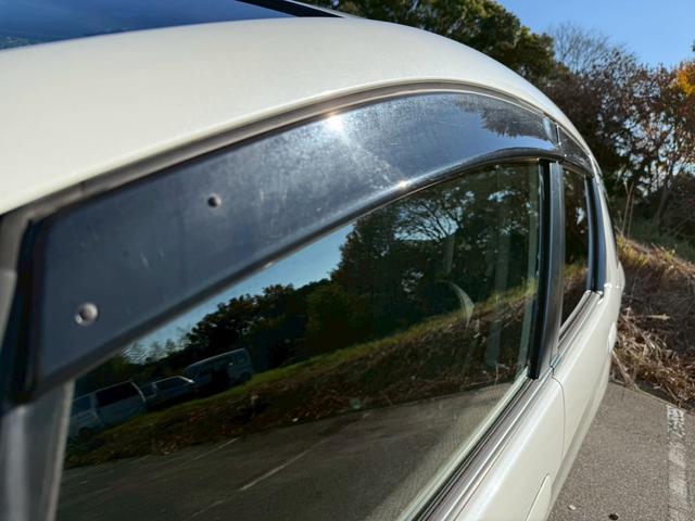 フィットシャトルハイブリッド ハイブリッド・スマートセレクション ユーザー様買取車 ナビ VSA ABS+TCS+横すべり抑制 HID アイドリングストップ 衝突安全ボディ 盗難防止システム スマートキー ECONモード オートクルーズコントロール オートエアコン(55枚目)