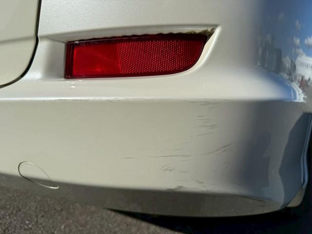 フィットシャトルハイブリッド ハイブリッド・スマートセレクション ユーザー様買取車 ナビ VSA ABS+TCS+横すべり抑制 HID アイドリングストップ 衝突安全ボディ 盗難防止システム スマートキー ECONモード オートクルーズコントロール オートエアコン(61枚目)