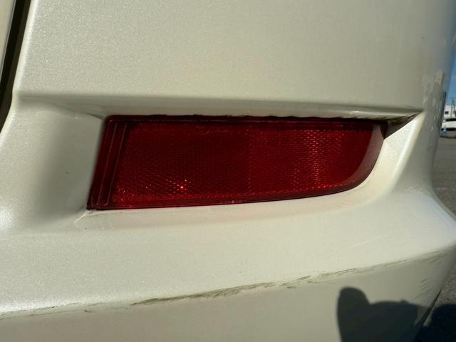 フィットシャトルハイブリッド ハイブリッド・スマートセレクション ユーザー様買取車 ナビ VSA ABS+TCS+横すべり抑制 HID アイドリングストップ 衝突安全ボディ 盗難防止システム スマートキー ECONモード オートクルーズコントロール オートエアコン(62枚目)