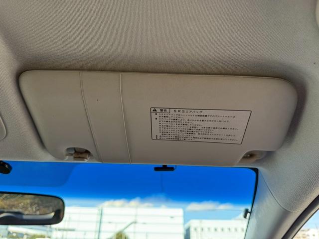 フィットシャトルハイブリッド ハイブリッド・スマートセレクション ユーザー様買取車 ナビ VSA ABS+TCS+横すべり抑制 HID アイドリングストップ 衝突安全ボディ 盗難防止システム スマートキー ECONモード オートクルーズコントロール オートエアコン(73枚目)