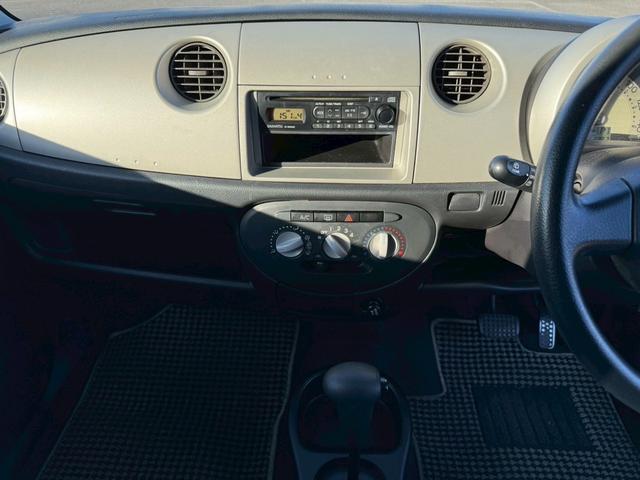 ミラジーノ Ｌ　ユーザー様買取車　キーレスエントリー　盗難防止システム　衝突安全ボディ　エアコン　パワーステアリング　運転席助手席エアバック　パワーウインドウ　ＥＴＣ　ＣＤ　ＡＭ　ＦＭ　ドアバイザー　４ＡＴ（20枚目）