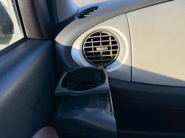 ミラジーノ Ｌ　ユーザー様買取車　キーレスエントリー　盗難防止システム　衝突安全ボディ　エアコン　パワーステアリング　運転席助手席エアバック　パワーウインドウ　ＥＴＣ　ＣＤ　ＡＭ　ＦＭ　ドアバイザー　４ＡＴ（26枚目）