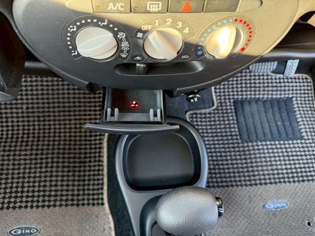 ミラジーノ Ｌ　ユーザー様買取車　キーレスエントリー　盗難防止システム　衝突安全ボディ　エアコン　パワーステアリング　運転席助手席エアバック　パワーウインドウ　ＥＴＣ　ＣＤ　ＡＭ　ＦＭ　ドアバイザー　４ＡＴ（28枚目）