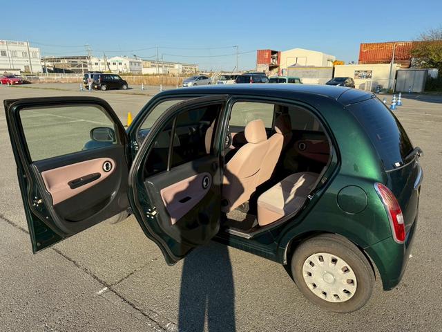 ミラジーノ Ｌ　ユーザー様買取車　キーレスエントリー　盗難防止システム　衝突安全ボディ　エアコン　パワーステアリング　運転席助手席エアバック　パワーウインドウ　ＥＴＣ　ＣＤ　ＡＭ　ＦＭ　ドアバイザー　４ＡＴ（36枚目）