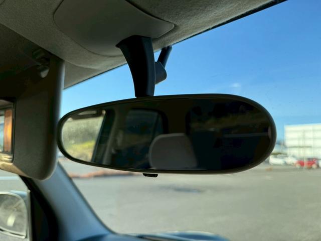 ミラジーノ Ｌ　ユーザー様買取車　キーレスエントリー　盗難防止システム　衝突安全ボディ　エアコン　パワーステアリング　運転席助手席エアバック　パワーウインドウ　ＥＴＣ　ＣＤ　ＡＭ　ＦＭ　ドアバイザー　４ＡＴ（63枚目）