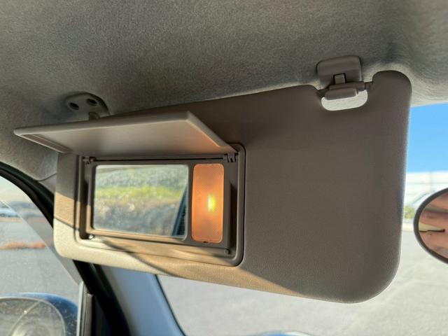 ミラジーノ Ｌ　ユーザー様買取車　キーレスエントリー　盗難防止システム　衝突安全ボディ　エアコン　パワーステアリング　運転席助手席エアバック　パワーウインドウ　ＥＴＣ　ＣＤ　ＡＭ　ＦＭ　ドアバイザー　４ＡＴ（64枚目）