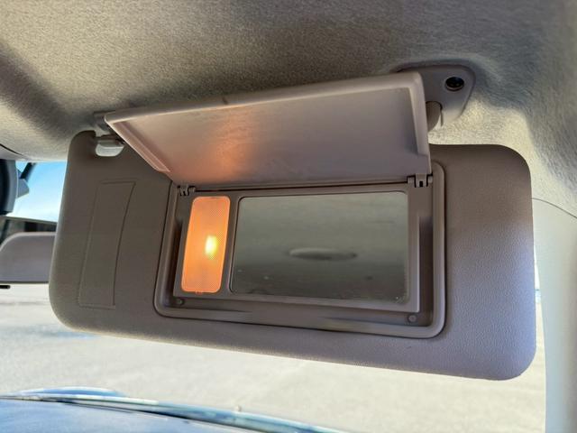 ミラジーノ Ｌ　ユーザー様買取車　キーレスエントリー　盗難防止システム　衝突安全ボディ　エアコン　パワーステアリング　運転席助手席エアバック　パワーウインドウ　ＥＴＣ　ＣＤ　ＡＭ　ＦＭ　ドアバイザー　４ＡＴ（65枚目）