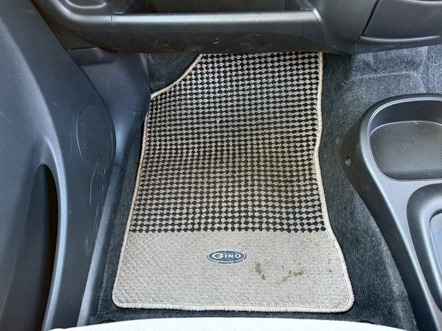 ミラジーノ Ｌ　ユーザー様買取車　キーレスエントリー　盗難防止システム　衝突安全ボディ　エアコン　パワーステアリング　運転席助手席エアバック　パワーウインドウ　ＥＴＣ　ＣＤ　ＡＭ　ＦＭ　ドアバイザー　４ＡＴ（66枚目）