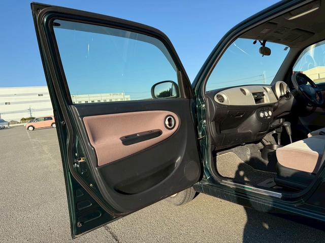 ミラジーノ Ｌ　ユーザー様買取車　キーレスエントリー　盗難防止システム　衝突安全ボディ　エアコン　パワーステアリング　運転席助手席エアバック　パワーウインドウ　ＥＴＣ　ＣＤ　ＡＭ　ＦＭ　ドアバイザー　４ＡＴ（71枚目）