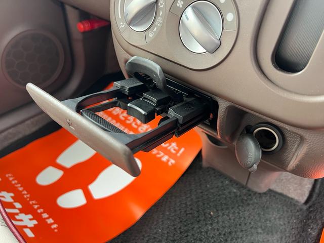 アルトラパンショコラ Ｇ　ユーザー様買取車　Ｂｌｕｅｔｏｏｔｈオーディオ　ＴＶ　ナビ　スマートキー　プッシュスタート　エアコン　アイドリングストップ　ドアバイザー　ＥＴＣ　ＨＩＤ　衝突安全ボディ　盗難防止システム　エアバック（28枚目）