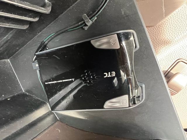 アルトラパンショコラ Ｇ　ユーザー様買取車　Ｂｌｕｅｔｏｏｔｈオーディオ　ＴＶ　ナビ　スマートキー　プッシュスタート　エアコン　アイドリングストップ　ドアバイザー　ＥＴＣ　ＨＩＤ　衝突安全ボディ　盗難防止システム　エアバック（40枚目）