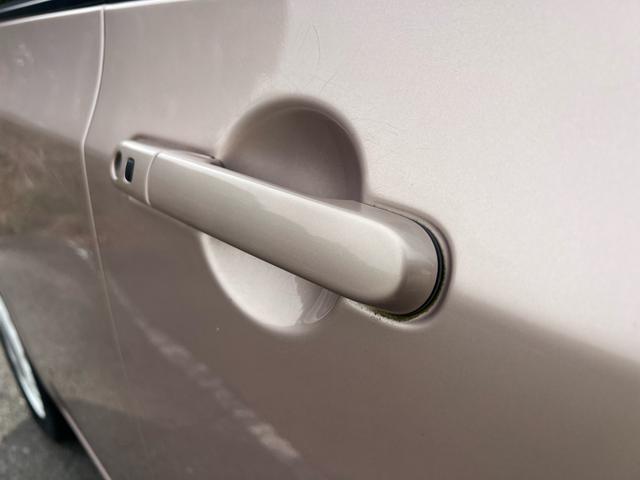 アルトラパンショコラ Ｇ　ユーザー様買取車　Ｂｌｕｅｔｏｏｔｈオーディオ　ＴＶ　ナビ　スマートキー　プッシュスタート　エアコン　アイドリングストップ　ドアバイザー　ＥＴＣ　ＨＩＤ　衝突安全ボディ　盗難防止システム　エアバック（58枚目）