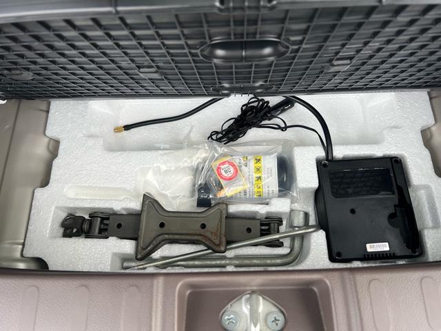 アルトラパンショコラ Ｇ　ユーザー様買取車　Ｂｌｕｅｔｏｏｔｈオーディオ　ＴＶ　ナビ　スマートキー　プッシュスタート　エアコン　アイドリングストップ　ドアバイザー　ＥＴＣ　ＨＩＤ　衝突安全ボディ　盗難防止システム　エアバック（67枚目）