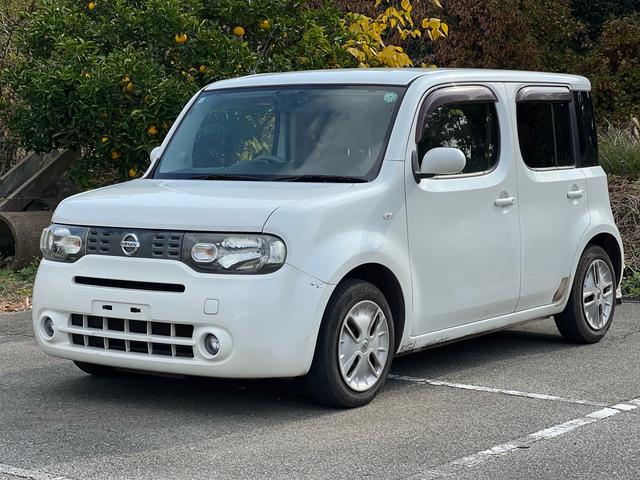 キューブ １５Ｘ　Ｖセレクション　ユーザー様買取車　ナビ　ＴＶ　Ｂｌｕｅｔｏｏｔｈ　スマートキー２本　プッシュスタート　オートエアコン　ＥＴＣ　衝突安全ボディ　車検２年付き　盗難防止システム　運転席助手席エアバック　　パワーウインドウ（5枚目）