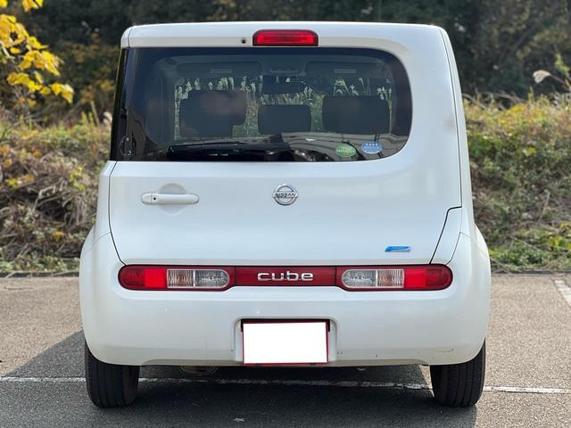 キューブ １５Ｘ　Ｖセレクション　ユーザー様買取車　ナビ　ＴＶ　Ｂｌｕｅｔｏｏｔｈ　スマートキー２本　プッシュスタート　オートエアコン　ＥＴＣ　衝突安全ボディ　車検２年付き　盗難防止システム　運転席助手席エアバック　　パワーウインドウ（9枚目）