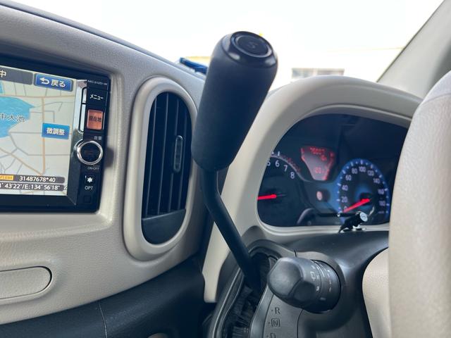 キューブ １５Ｘ　Ｖセレクション　ユーザー様買取車　ナビ　ＴＶ　Ｂｌｕｅｔｏｏｔｈ　スマートキー２本　プッシュスタート　オートエアコン　ＥＴＣ　衝突安全ボディ　車検２年付き　盗難防止システム　運転席助手席エアバック　　パワーウインドウ（17枚目）