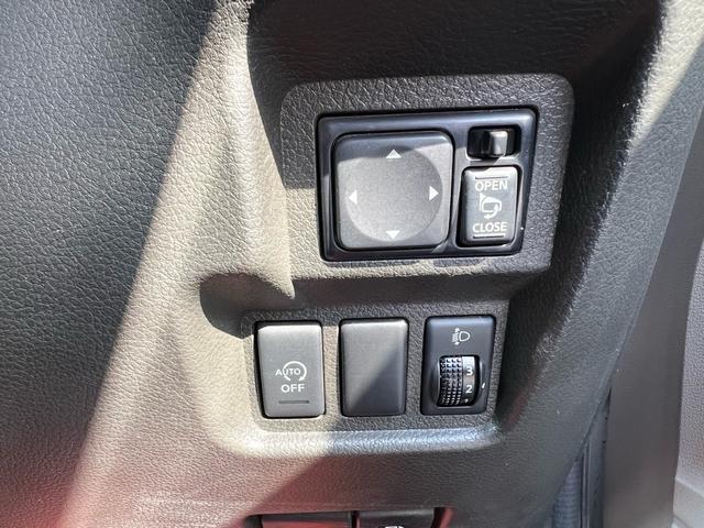 キューブ １５Ｘ　Ｖセレクション　ユーザー様買取車　ナビ　ＴＶ　Ｂｌｕｅｔｏｏｔｈ　スマートキー２本　プッシュスタート　オートエアコン　ＥＴＣ　衝突安全ボディ　車検２年付き　盗難防止システム　運転席助手席エアバック　　パワーウインドウ（26枚目）