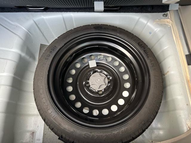 キューブ １５Ｘ　Ｖセレクション　ユーザー様買取車　ナビ　ＴＶ　Ｂｌｕｅｔｏｏｔｈ　スマートキー２本　プッシュスタート　オートエアコン　ＥＴＣ　衝突安全ボディ　車検２年付き　盗難防止システム　運転席助手席エアバック　　パワーウインドウ（43枚目）