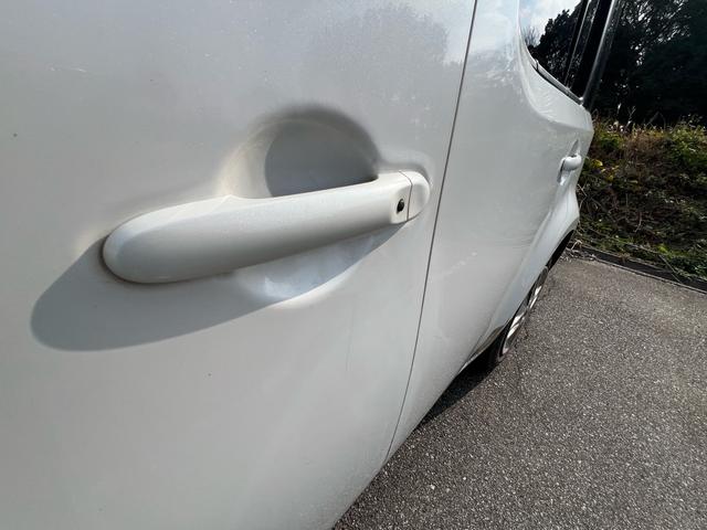 キューブ １５Ｘ　Ｖセレクション　ユーザー様買取車　ナビ　ＴＶ　Ｂｌｕｅｔｏｏｔｈ　スマートキー２本　プッシュスタート　オートエアコン　ＥＴＣ　衝突安全ボディ　車検２年付き　盗難防止システム　運転席助手席エアバック　　パワーウインドウ（60枚目）