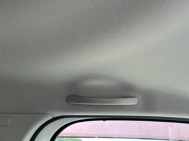 キューブ １５Ｘ　Ｖセレクション　ユーザー様買取車　ナビ　ＴＶ　Ｂｌｕｅｔｏｏｔｈ　スマートキー２本　プッシュスタート　オートエアコン　ＥＴＣ　衝突安全ボディ　車検２年付き　盗難防止システム　運転席助手席エアバック　　パワーウインドウ（72枚目）