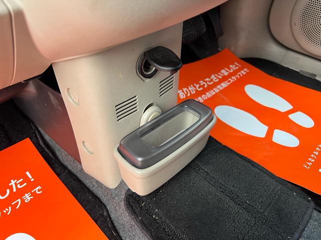 eKワゴン MS ユーザー様買取車 車検令和8年7月 走行距離111700キロ エアコン CD FM AM ETC ドアバイザー 運転席助手席エアバック パワーステアリング ベンチシート フルフラット 衝突安全ボディ(35枚目)