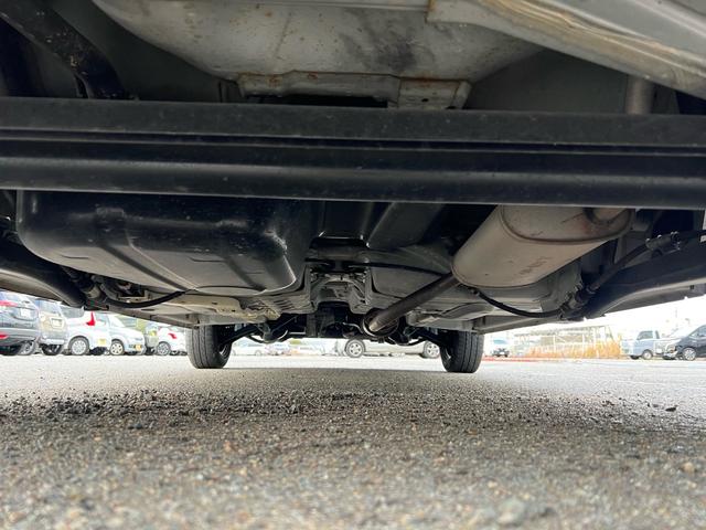 eKワゴン MS ユーザー様買取車 車検令和8年7月 走行距離111700キロ エアコン CD FM AM ETC ドアバイザー 運転席助手席エアバック パワーステアリング ベンチシート フルフラット 衝突安全ボディ(65枚目)