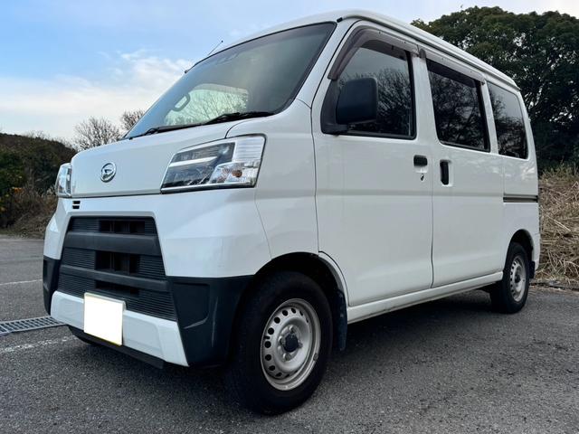 ハイゼットカーゴ DX SAIII ユーザー様買取 キーレスエントリー アイドリングストップ ETC オートハイビーム AM FM パワーステアリング パワーウインドウ 4WD ドライブレコーダー エアコン AT ドアバイザー(3枚目)