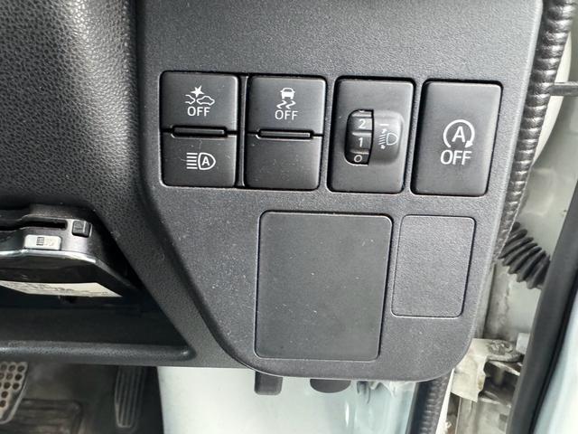 ハイゼットカーゴ DX SAIII ユーザー様買取 キーレスエントリー アイドリングストップ ETC オートハイビーム AM FM パワーステアリング パワーウインドウ 4WD ドライブレコーダー エアコン AT ドアバイザー(20枚目)