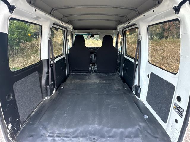 ハイゼットカーゴ DX SAIII ユーザー様買取 キーレスエントリー アイドリングストップ ETC オートハイビーム AM FM パワーステアリング パワーウインドウ 4WD ドライブレコーダー エアコン AT ドアバイザー(39枚目)