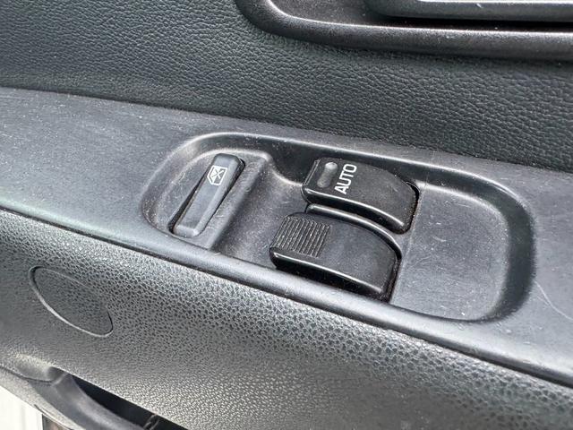 ハイゼットカーゴ DX SAIII ユーザー様買取 キーレスエントリー アイドリングストップ ETC オートハイビーム AM FM パワーステアリング パワーウインドウ 4WD ドライブレコーダー エアコン AT ドアバイザー(45枚目)