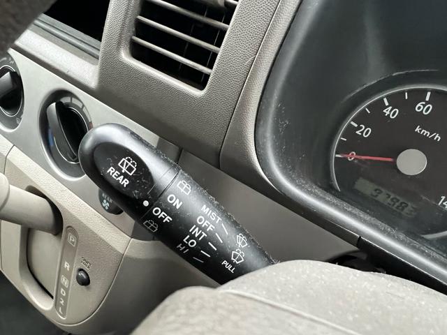 エブリイワゴン JP ユーザー様買取車 車検2年付き フルフラット 衝突安全ボディ 盗難防止システム 運転席助手席エアバック ABS パワーステアリング パワーウインドウ CD FM AM ABS ドアバイザー(17枚目)