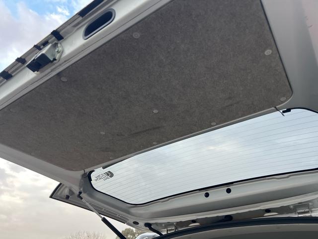 エブリイワゴン JP ユーザー様買取車 車検2年付き フルフラット 衝突安全ボディ 盗難防止システム 運転席助手席エアバック ABS パワーステアリング パワーウインドウ CD FM AM ABS ドアバイザー(40枚目)