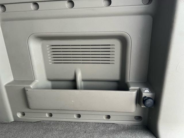 エブリイワゴン JP ユーザー様買取車 車検2年付き フルフラット 衝突安全ボディ 盗難防止システム 運転席助手席エアバック ABS パワーステアリング パワーウインドウ CD FM AM ABS ドアバイザー(42枚目)
