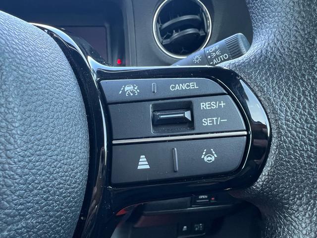 Ｎ－ＢＯＸカスタム ベースグレード　ユーザー様買取　Ｂｌｕｅｔｏｏｔｈ　バックカメラ　スマートキー２本　衝突被害軽減システム　レーンアシスト　頸部衝撃緩和ヘッドレスト　シートヒーター　オートマチックハイビーム　クリアランスソナー　ＥＴＣ（17枚目）