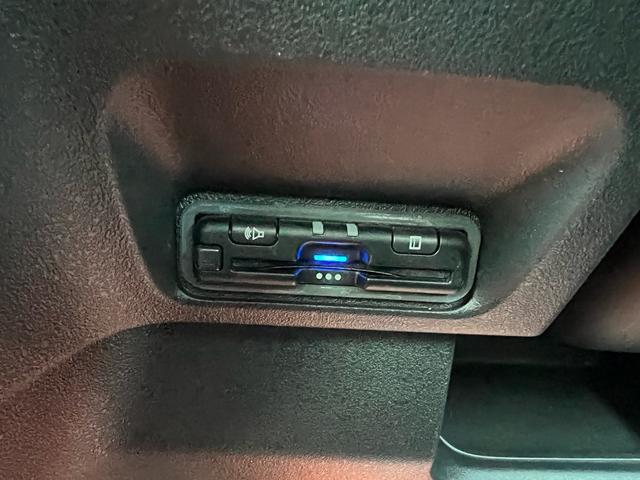 Ｎ－ＢＯＸカスタム ベースグレード　ユーザー様買取　Ｂｌｕｅｔｏｏｔｈ　バックカメラ　スマートキー２本　衝突被害軽減システム　レーンアシスト　頸部衝撃緩和ヘッドレスト　シートヒーター　オートマチックハイビーム　クリアランスソナー　ＥＴＣ（26枚目）