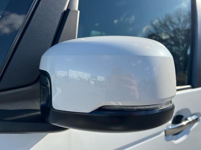 Ｎ－ＢＯＸカスタム ベースグレード　ユーザー様買取　Ｂｌｕｅｔｏｏｔｈ　バックカメラ　スマートキー２本　衝突被害軽減システム　レーンアシスト　頸部衝撃緩和ヘッドレスト　シートヒーター　オートマチックハイビーム　クリアランスソナー　ＥＴＣ（51枚目）