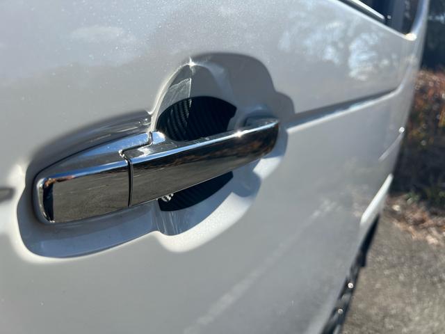 Ｎ－ＢＯＸカスタム ベースグレード　ユーザー様買取　Ｂｌｕｅｔｏｏｔｈ　バックカメラ　スマートキー２本　衝突被害軽減システム　レーンアシスト　頸部衝撃緩和ヘッドレスト　シートヒーター　オートマチックハイビーム　クリアランスソナー　ＥＴＣ（65枚目）