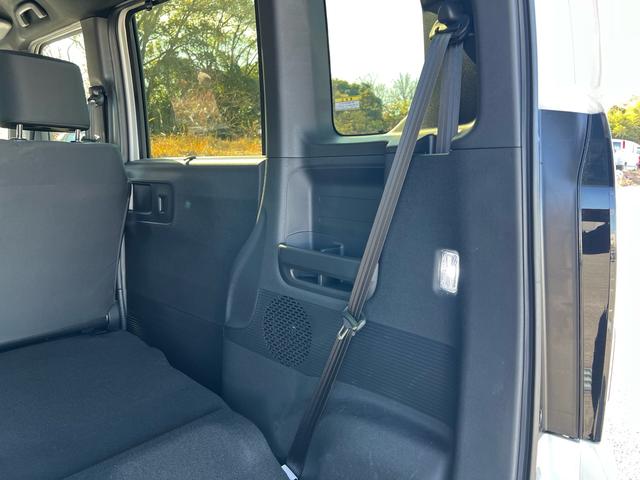 Ｎ－ＢＯＸカスタム ベースグレード　ユーザー様買取　Ｂｌｕｅｔｏｏｔｈ　バックカメラ　スマートキー２本　衝突被害軽減システム　レーンアシスト　頸部衝撃緩和ヘッドレスト　シートヒーター　オートマチックハイビーム　クリアランスソナー　ＥＴＣ（68枚目）