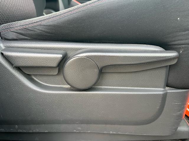 セレナ 　ハイウェイスターＳ－ＨＹＢＲＩＤ　ユーザー様買取車　両側パワースライドドア　ナビ　ＴＶ　Ｂｌｕｅｔｏｏｔｈ　バックモニター　ＥＴＣ　スマートキー２本　プッシュスタート　オートエアコン　パワーウインドウ（31枚目）