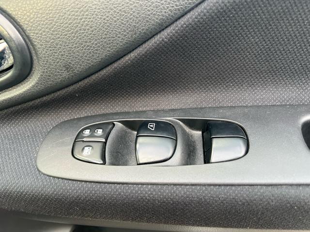 セレナ 　ハイウェイスターＳ－ＨＹＢＲＩＤ　ユーザー様買取車　両側パワースライドドア　ナビ　ＴＶ　Ｂｌｕｅｔｏｏｔｈ　バックモニター　ＥＴＣ　スマートキー２本　プッシュスタート　オートエアコン　パワーウインドウ（76枚目）